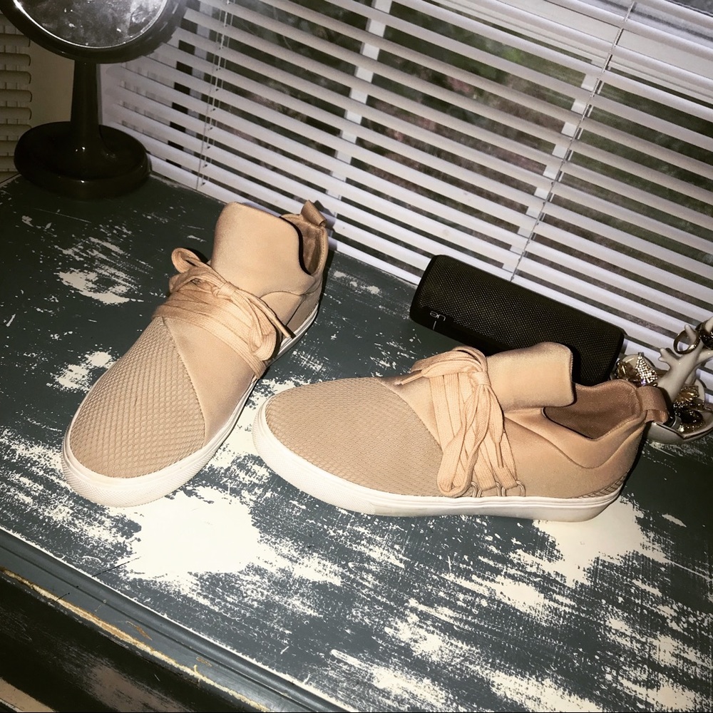 Blush steve madden’s